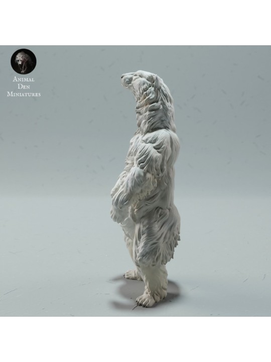 Standing Polar bear