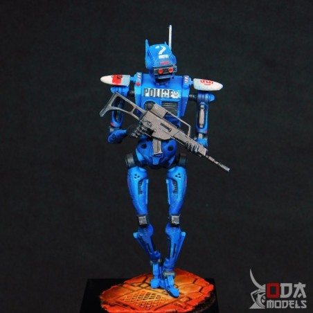 Figure Chapie, the police robot
