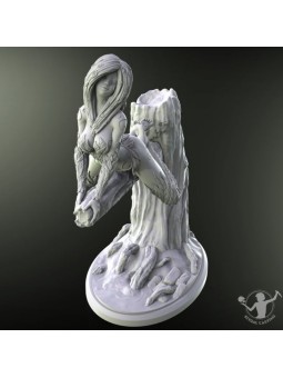 Figure Autumn, the dryad beauty