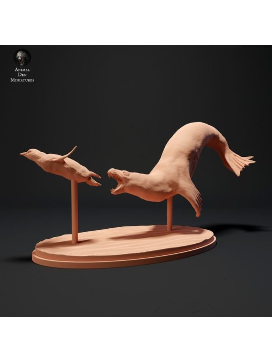 León Marino cazando pingüino