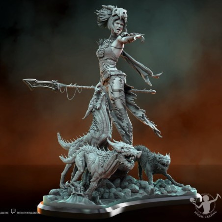 Figura Tanis, Señora de Bestias