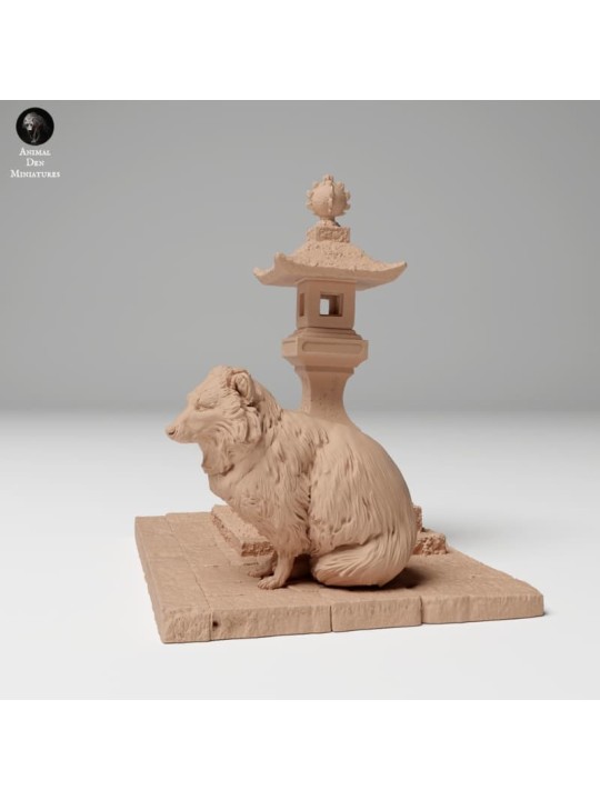 Tanuki junto linterna de pagoda