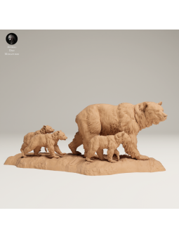 Grizzly Bear Family In 3D Resin – Miniature Scene With Cubs