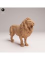 León Macho Rugiendo – Miniatura de Fauna Africana en Resina 3D
