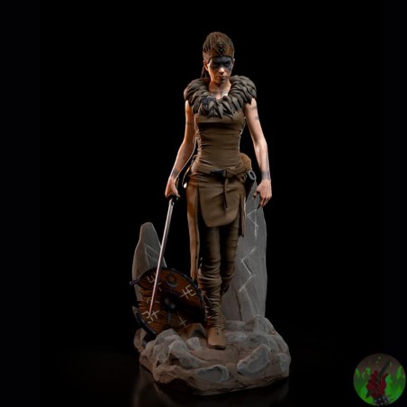 Senua Figure